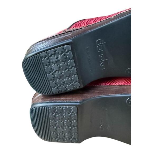 Dansko XP 2.0 Professional Clog Red Leather Women size 40 US 10 - Picture 6 of 8